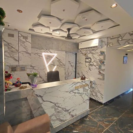 Hotel Prime Villa Gurukul أحمد أباد المظهر الخارجي الصورة