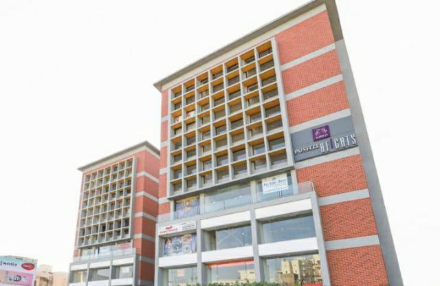 Hotel Prime Villa Gurukul أحمد أباد المظهر الخارجي الصورة