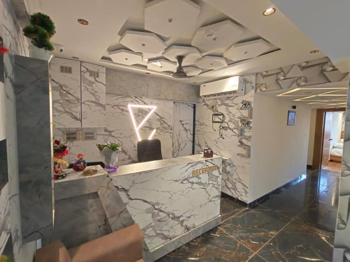 Hotel Prime Villa Gurukul أحمد أباد المظهر الخارجي الصورة
